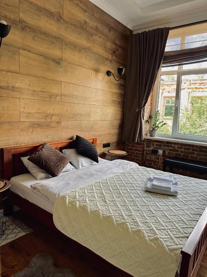 Apart18 Lviv Luaran gambar
